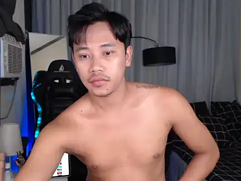 alexsuckable01 online show from 18, 5, 2026