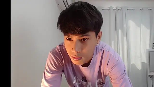 shokolet 2001 online show from 4, 12, 2025