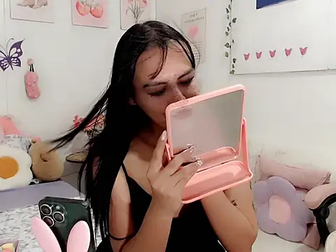 classy adallia online show from 16, 2, 2026