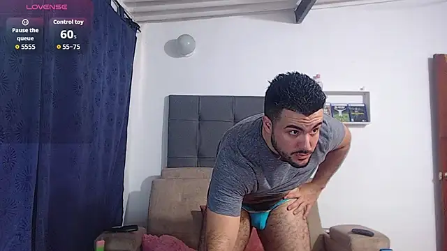 Snapshot of paulsprominence chatting on 7, 5, 2026 paulsprominence online show from 7, 5, 2026