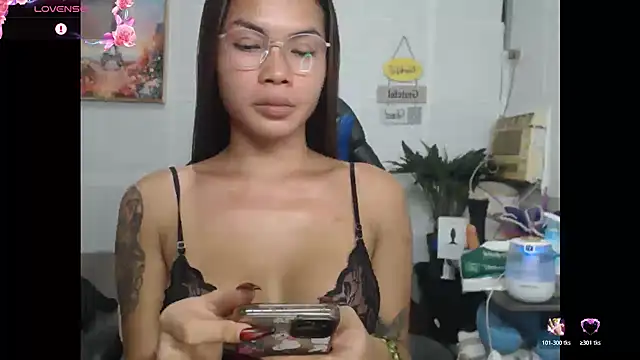 Snapshot of lucyheart777 chatting on 17, 6, 2026 lucyheart777 online show from 17, 6, 2026
