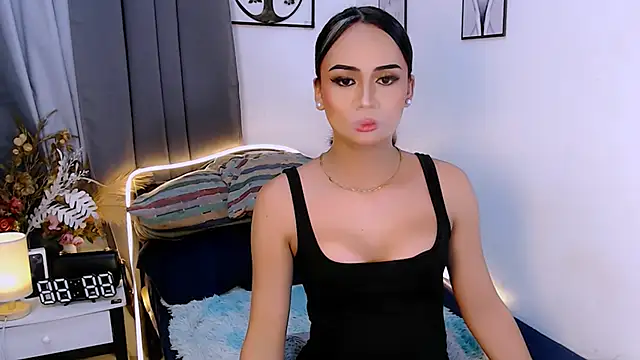 Snapshot of Zialustts chatting on 10, 10, 2025 Zialustts online show from 10, 10, 2025