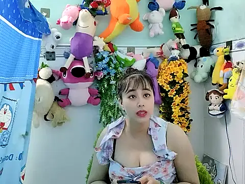 emgaixinhngoan online show from 2, 12, 2025