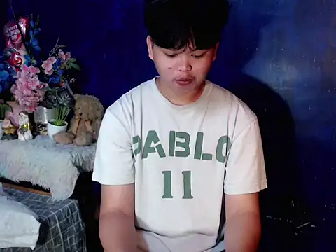 Reynelcock online show from 10, 2, 2026