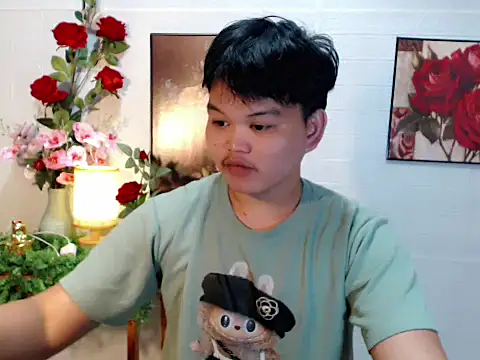 Reynelcock online show from 5, 5, 2026