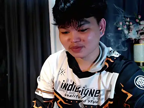 Reynelcock online show from 15, 10, 2025