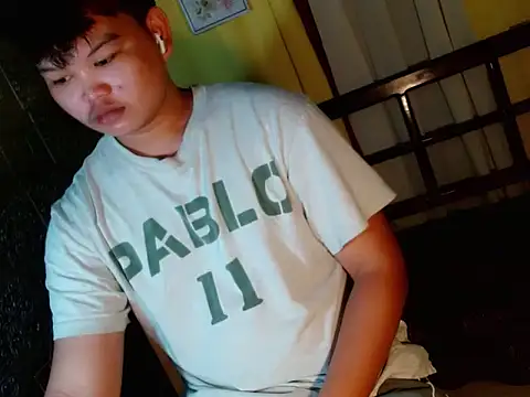 Reynelcock online show from 6, 11, 2025