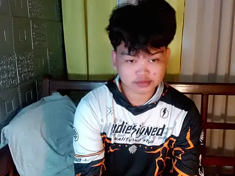 Reynelcock online show from 2, 11, 2025