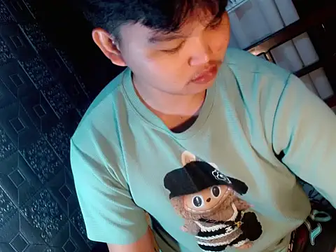 Reynelcock online show from 7, 10, 2025