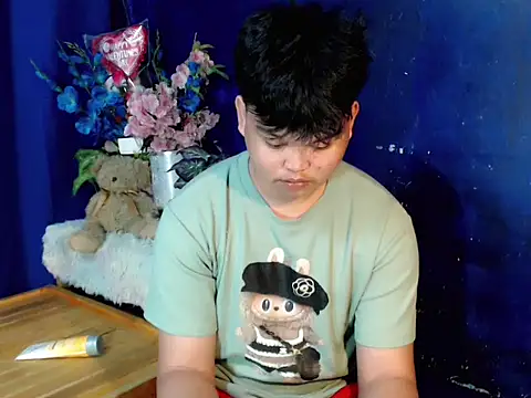 Reynelcock online show from 28, 11, 2025