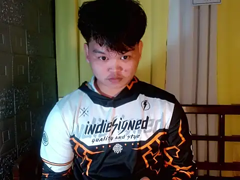 Reynelcock online show from 3, 11, 2025