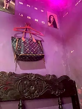 Snapshot of Angelina_bunny chatting on 31, 10, 2025 Angelina bunny online show from 31, 10, 2025