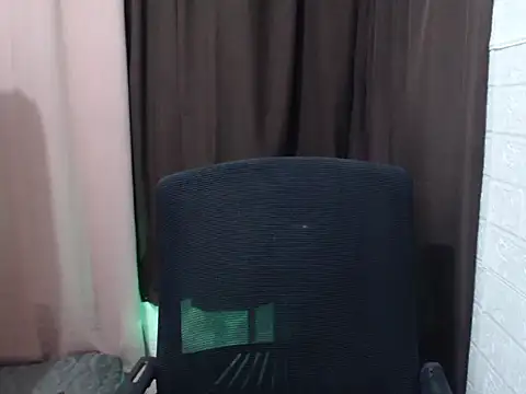 Snapshot of sweetsasha68 chatting on 28, 4, 2026 sweetsasha68 online show from 28, 4, 2026