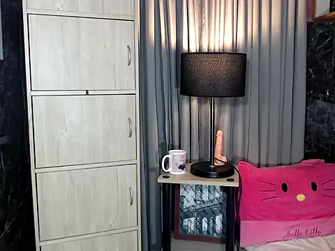 Snapshot of GoddessAphroditex chatting on 9, 10, 2025 GoddessAphroditex online show from 9, 10, 2025