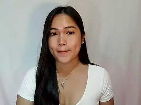 Snapshot of _christine_ chatting on 23, 5, 2026 christine online show from 23, 5, 2026