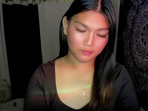 Lou heart online show from 6, 2, 2026