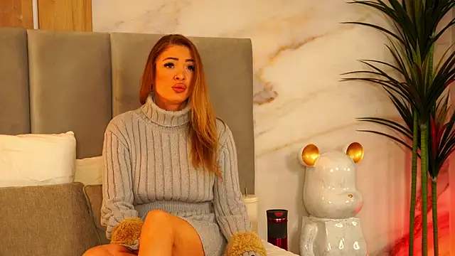 Izabellle02 online show from 20, 12, 2025