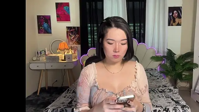 KateMadness online show from 8, 4, 2026