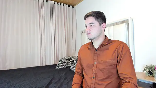 Snapshot of CameronyMartinn chatting on 17, 7, 2026 CameronyMartinn online show from 17, 7, 2026