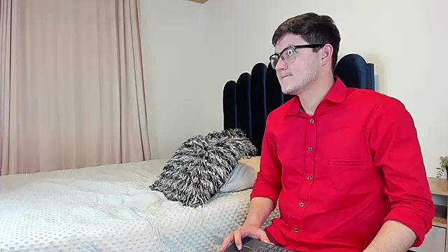 CameronyMartinn online show from 5, 10, 2025