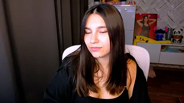 Arianna Grend online show from 9, 9, 2025