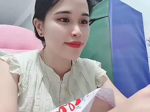 Snapshot of Prudenn_2k chatting on 28, 10, 2025 Prudenn 2k online show from 28, 10, 2025