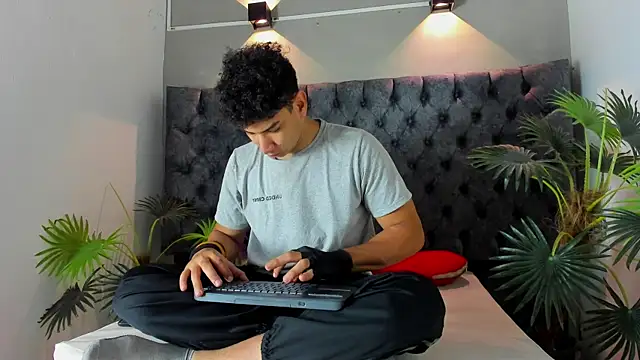 ALAN REDINGER online show from 28, 11, 2025