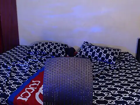 hotrerexxx online show from 1, 12, 2025