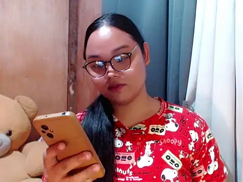  Lylia online show from 17, 12, 2025