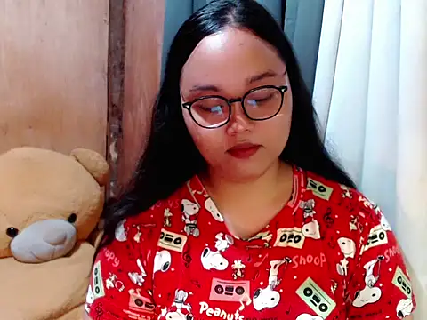  Lylia online show from 4, 2, 2026