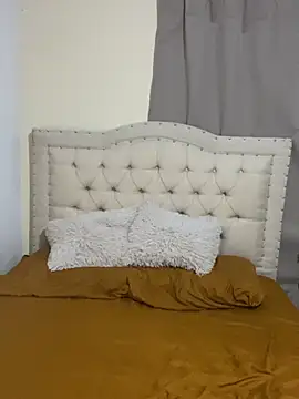aphrodite sexy online show from 4, 6, 2026