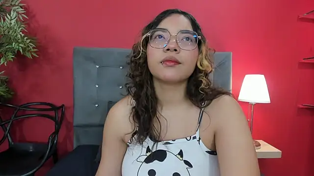AliceCamxxx online show from 17, 9, 2025