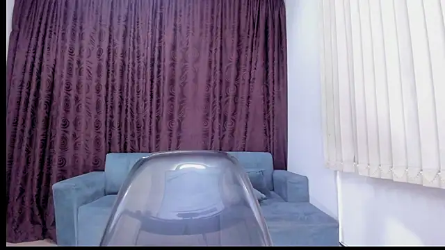 Snapshot of Dantzel_ chatting on 10, 11, 2025 Dantzel online show from 10, 11, 2025