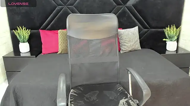 Dantzel  online show from 6, 2, 2026