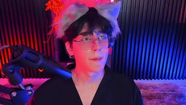 luixdust  online show from 4, 10, 2025