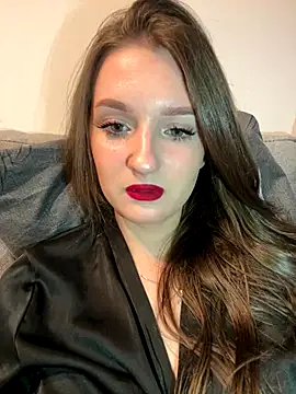 Snapshot of AdelinaEmber chatting on 10, 9, 2025 AdelinaEmber online show from 10, 9, 2025