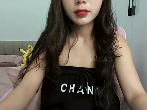 Lucie-Sexy2k online show from 20, 7, 2026