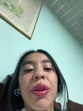Snapshot of Xiiki chatting on 10, 5, 2026 Xiiki online show from 10, 5, 2026
