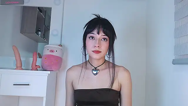 Cleogh  online show from 30, 11, 2025