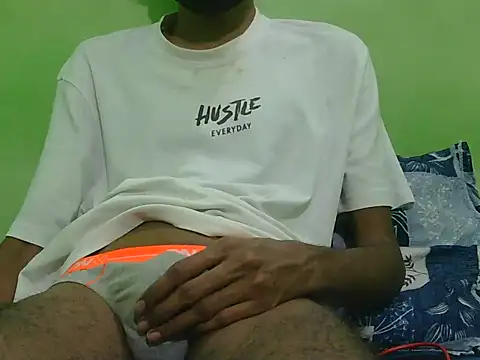 rockyy23boy online show from 17, 12, 2025