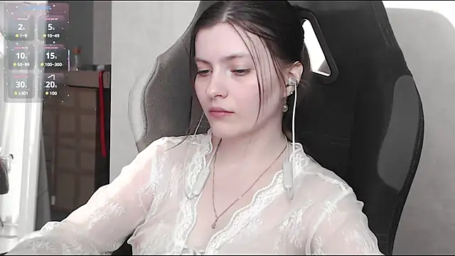 cute elfy  online show from 6, 10, 2025