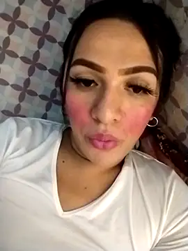 enoria1992 online show from 22, 4, 2026