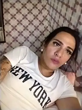 enoria1992 online show from 18, 6, 2026