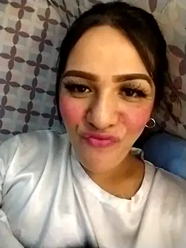 enoria1992 online show from 21, 4, 2026