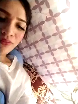 enoria1992 online show from 21, 4, 2026