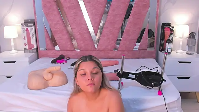 Wonderkloe  online show from 13, 2, 2026