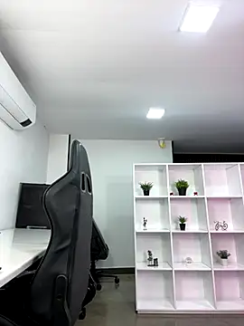 megan bigboobs  online show from 28, 10, 2025