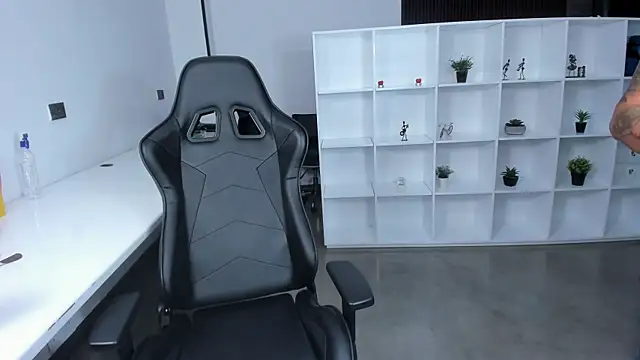 megan bigboobs  online show from 16, 11, 2025