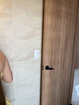 Snapshot of Nikii__ chatting on 30, 10, 2025 Nikii online show from 30, 10, 2025