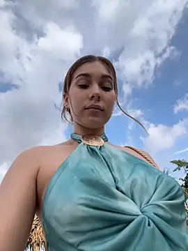 Snapshot of Nikii__ chatting on 11, 11, 2025 Nikii online show from 11, 11, 2025